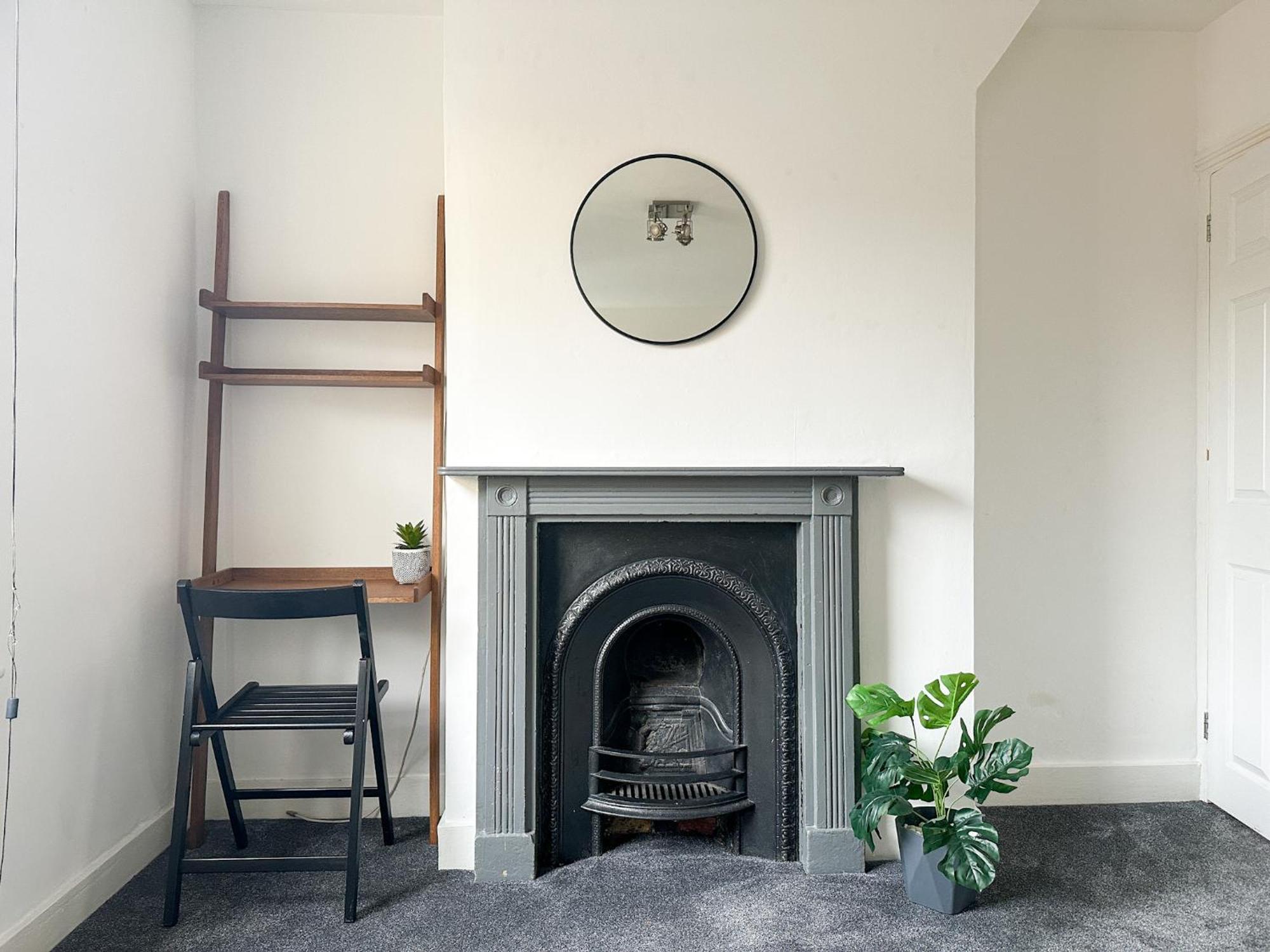 Stylish & Spacious City Centre 3-Bedroom Townhouse - Sleeps 6 Canterbury Eksteriør billede